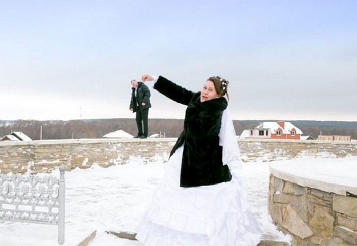 30 Funniest and Weirdest Russian Wedding Photos