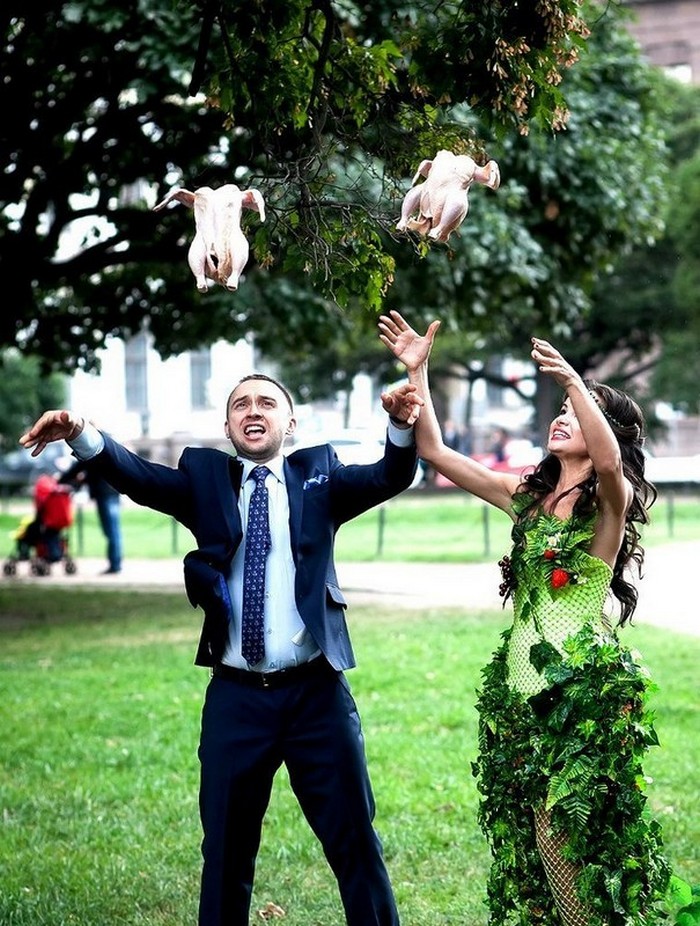 30 Funniest and Weirdest Russian Wedding Photos