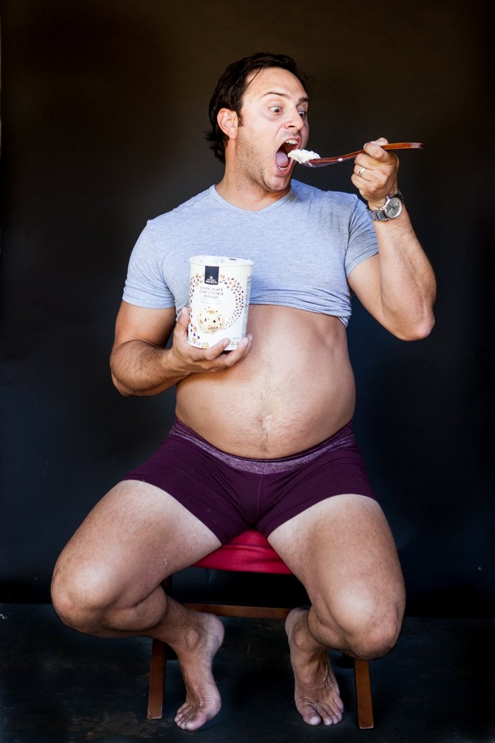beer belly maternity photos